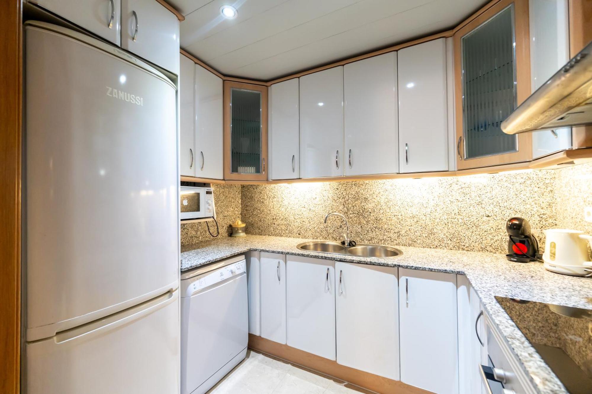 Comfy Downtown + Private Terrace Apartman Barcelona Kültér fotó