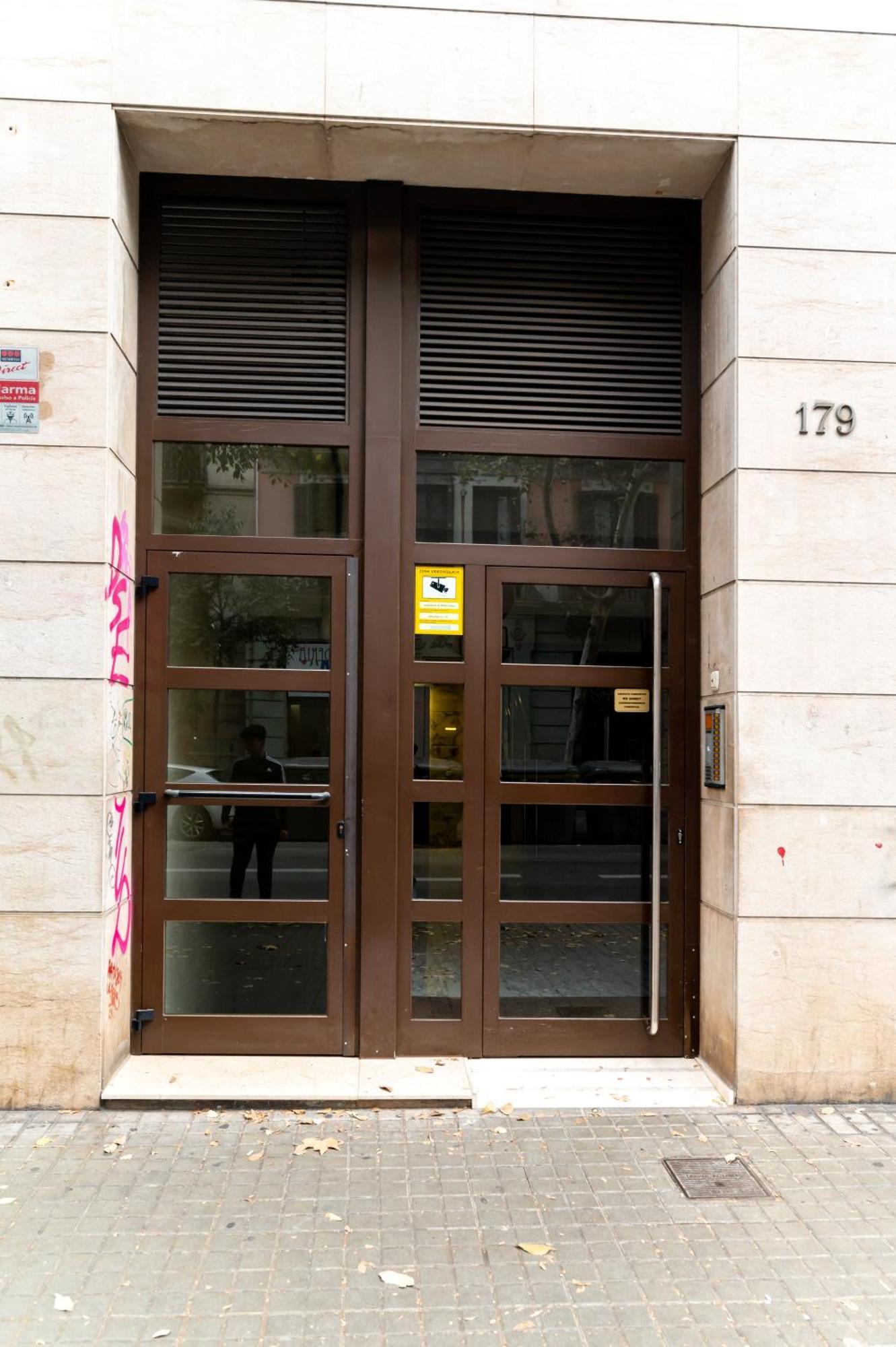 Comfy Downtown + Private Terrace Apartman Barcelona Kültér fotó